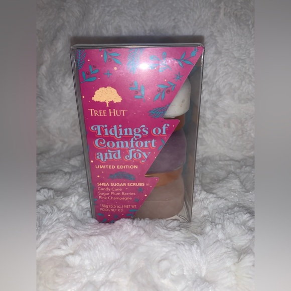 Tree Hut Sugar Scrub - Picture 1 of 7